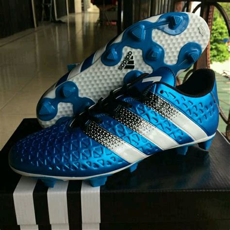 jual sepatu bola adidas original bekas|adidas shoe bola.